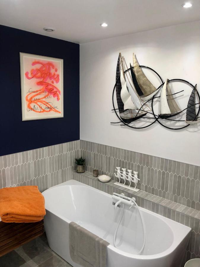 Chambre Dans Hotel Particulier 18E Siecle Hyper Centre La Rochelle La Rochelle  Kültér fotó